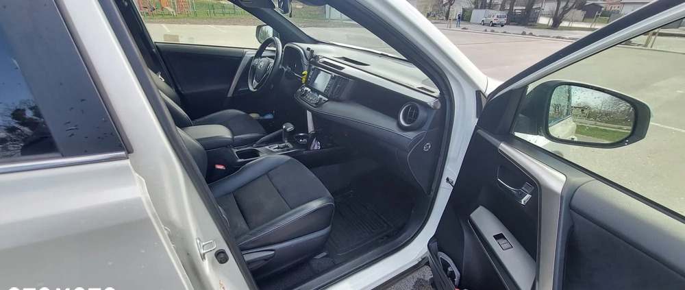 Toyota RAV4 cena 84000 przebieg: 109208, rok produkcji 2016 z Gdańsk małe 191